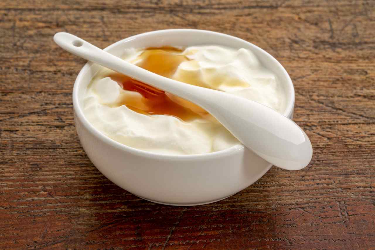 Ossido di etilene nello yogurt greco: le marche e i lotti ritirati