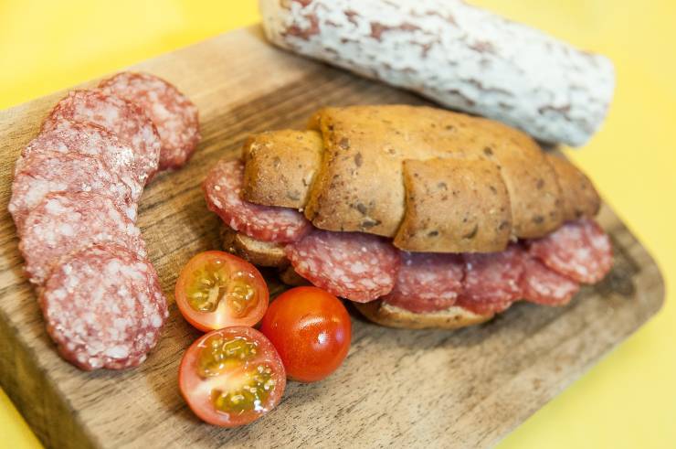 salame napoli e salame milano, cosa cambia