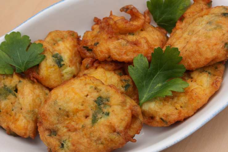 frittelle zucchine e ceci ricetta