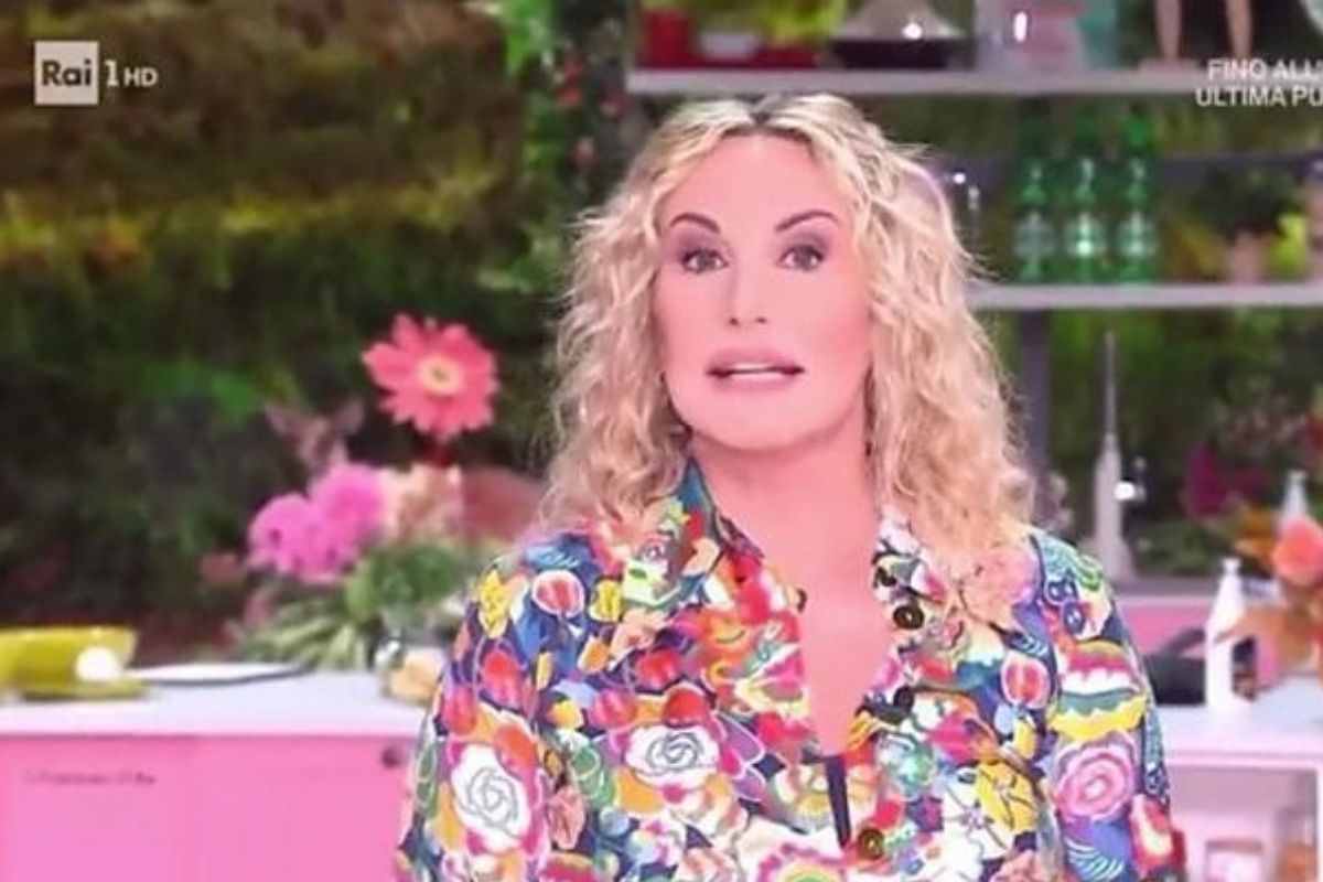 annuncio in diretta Antonella Clerici 